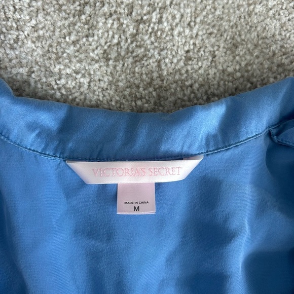 Victoria's Secret Women's Blue Matching Pajama Set Medium - Picture 3 of 5